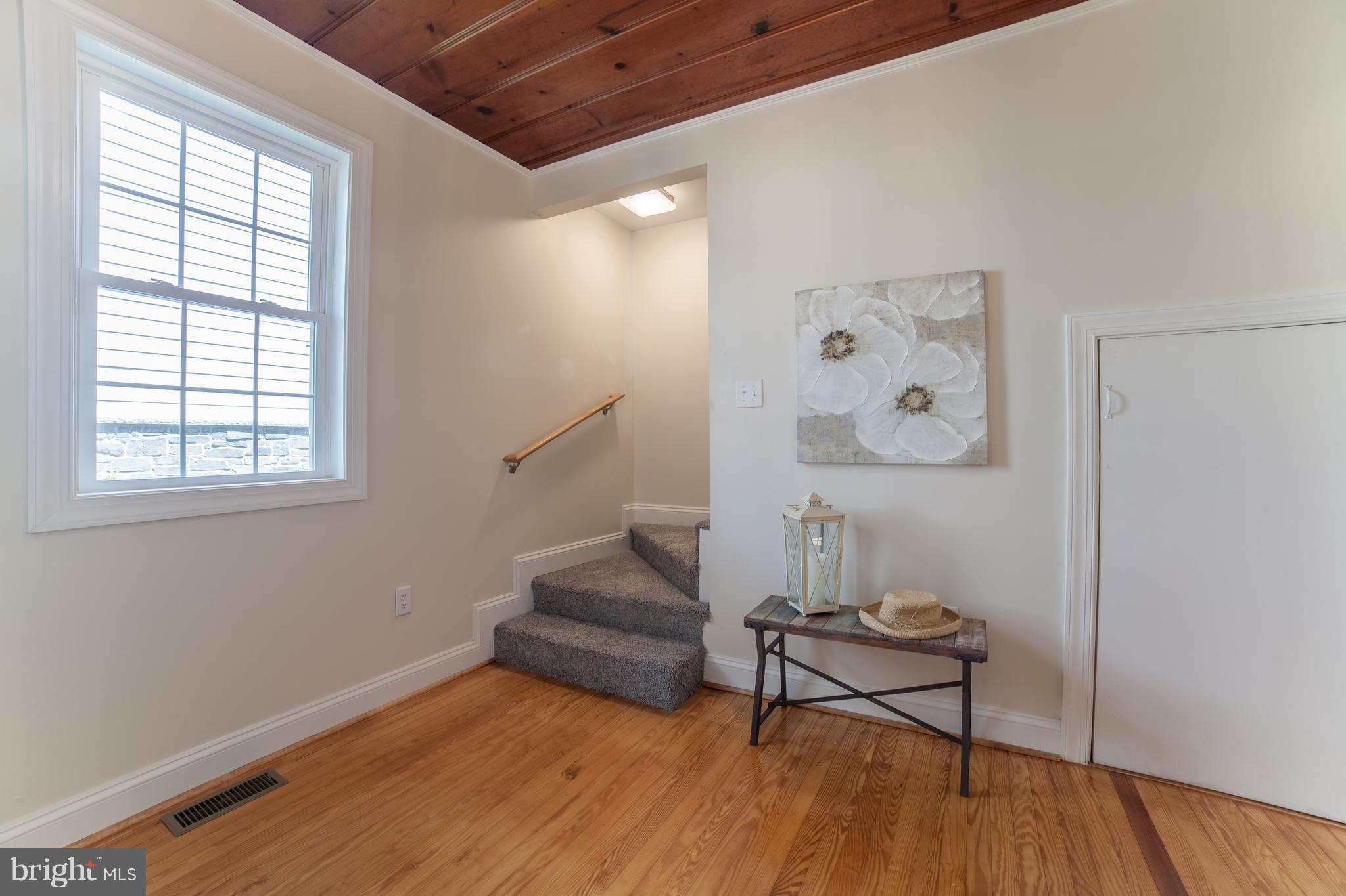 1656 Cornfield Road Pasadena, MD 21122 - Photo 17 of 30 Interior (General)