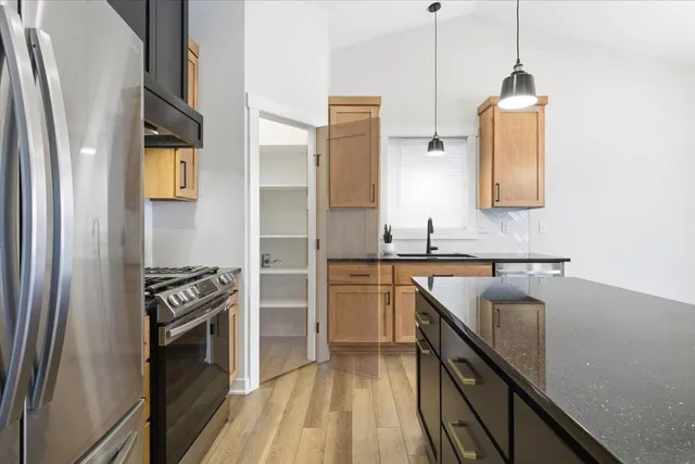 $630,000 | 1962 Hadley Hills Drive Northeast, Rochester, MN 55906