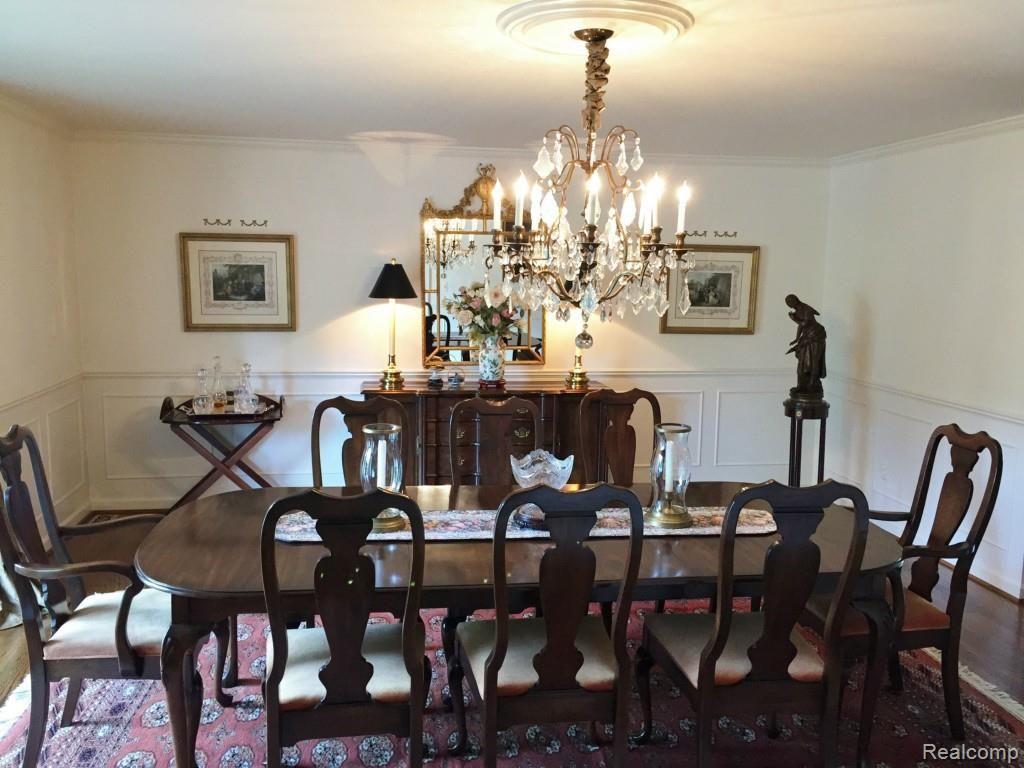 937 Lake Shore Road Grosse Pointe, MI 48236 - Photo 7 of 38 Dining room new 1.jpg