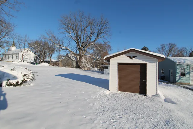 $325,000 | 6104 Water Street, Lyons, WI 53105