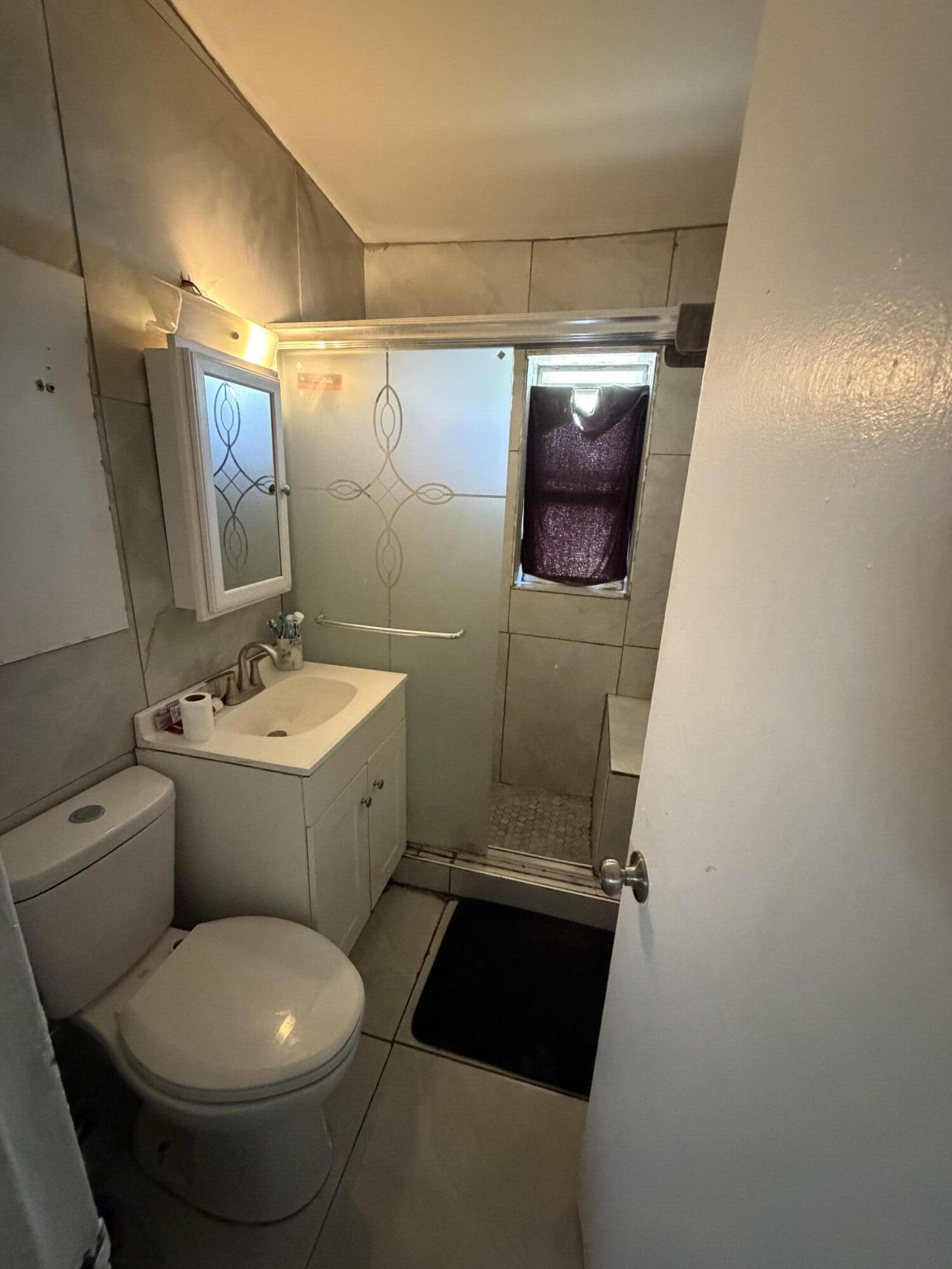 2241 Rutland Street Opa-Locka, FL 33054 - Photo 10 of 12 IMG_5105