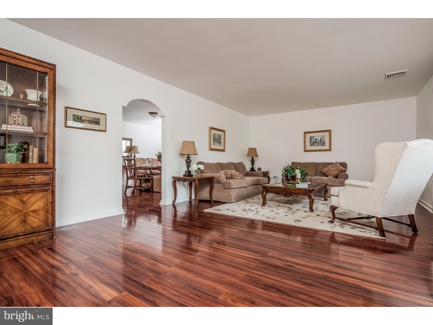 35 Glendale Road Havertown, PA 19083 - Photo 4 of 22 Gallery Image 4