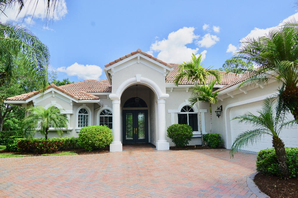 8800 Bally Bunion Road Port St. Lucie, FL 34986 - Photo 2 of 43 01