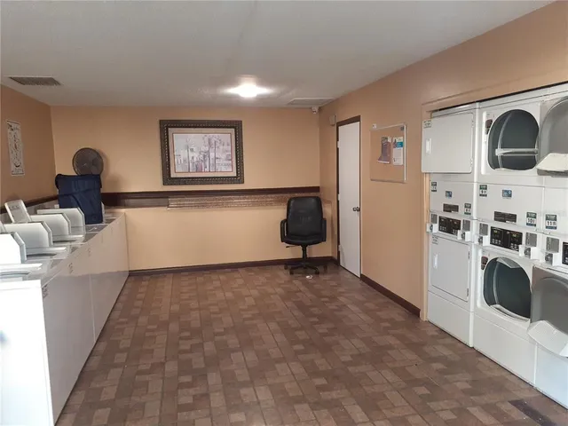 $1,875 | 455 Alt 19, Unit 16, Palm Harbor, FL 34683