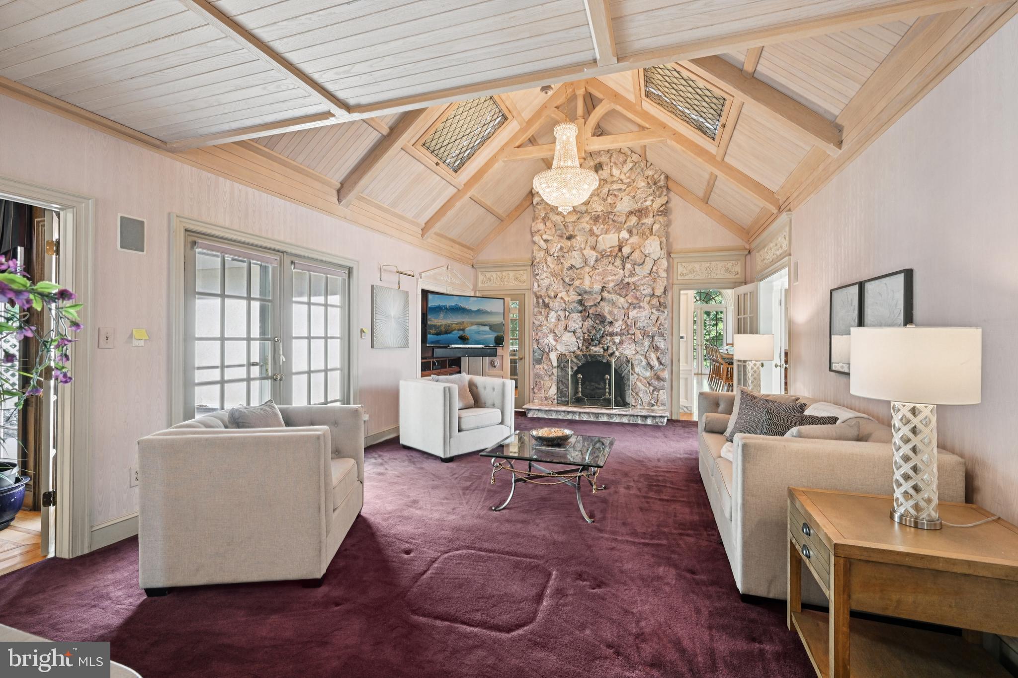 12 Cove Road Moorestown, NJ 08057 - Photo 16 of 67 Charming Family Room with Built-ins