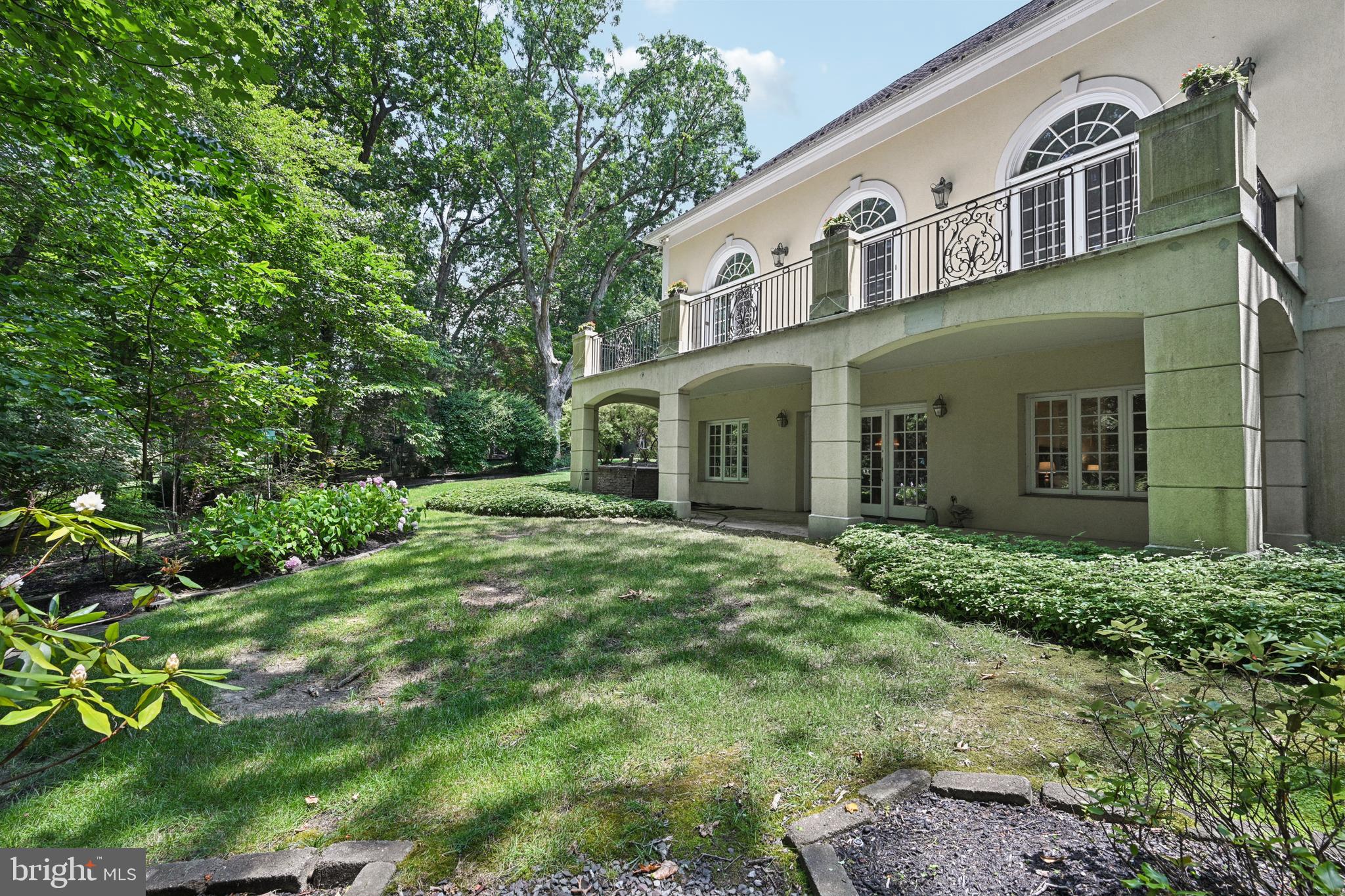 12 Cove Road Moorestown, NJ 08057 - Photo 60 of 67 Striking Architecture