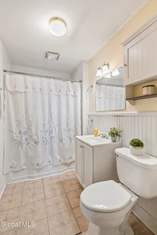 $214,900 | 20 Fairview Avenue, Nassau, NY 12123