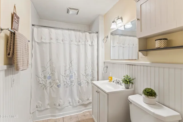 $214,900 | 20 Fairview Avenue, Nassau, NY 12123