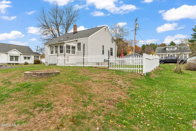 $214,900 | 20 Fairview Avenue, Nassau, NY 12123