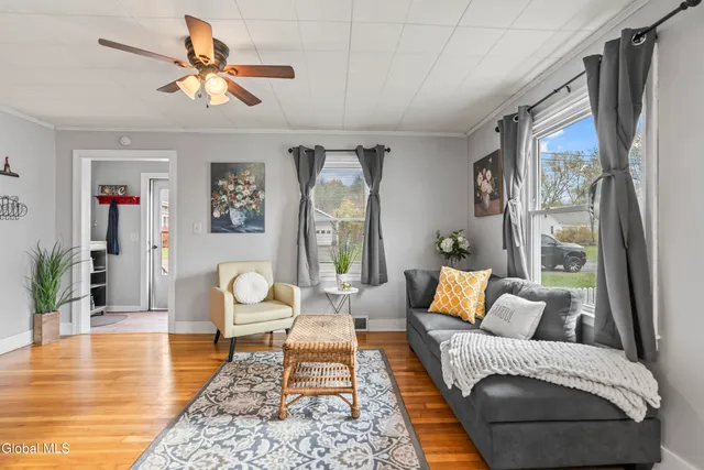 $214,900 | 20 Fairview Avenue, Nassau, NY 12123