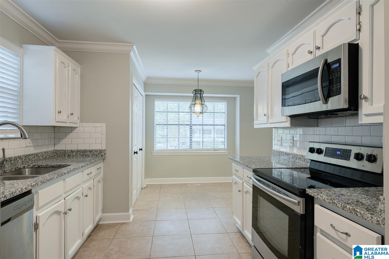 906 5th Court Northwest Alabaster, AL 35007 - Photo 7 of 28