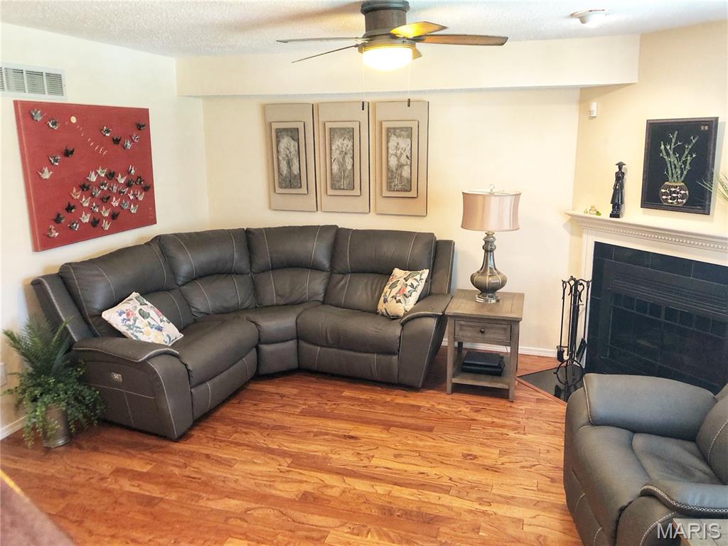 300 Pine Lake Road, Unit 3 Collinsville, IL 62234 - Photo 2 of 19
