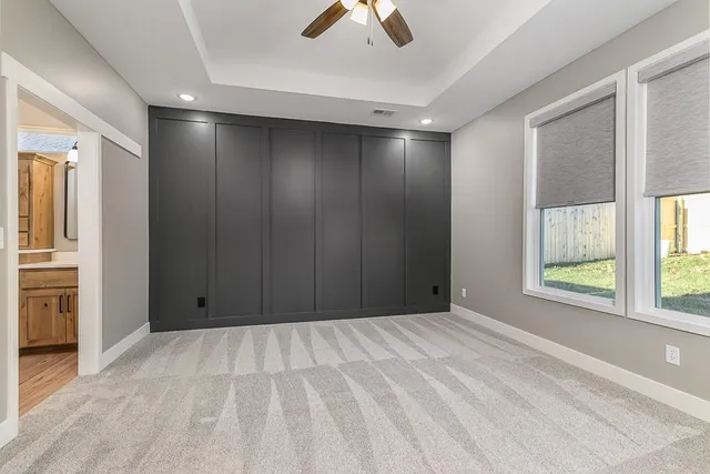 $389,950 | 932 North Cottonwood Terrace, Tonganoxie, KS 66086