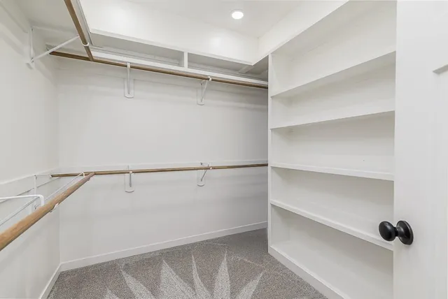 $389,950 | 932 North Cottonwood Terrace, Tonganoxie, KS 66086