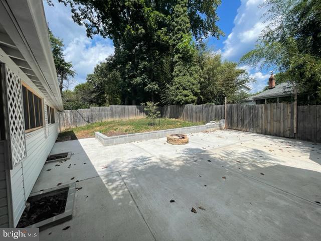 11211 Bybee Street Silver Spring, MD 20902 - Photo 21 of 21 back yard