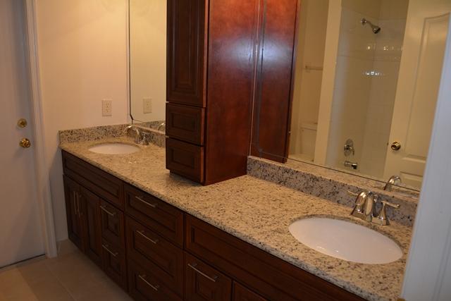 18710 93rd Road North Loxahatchee, FL 33470 - Photo 24 of 34 Guest/Cabana Bath