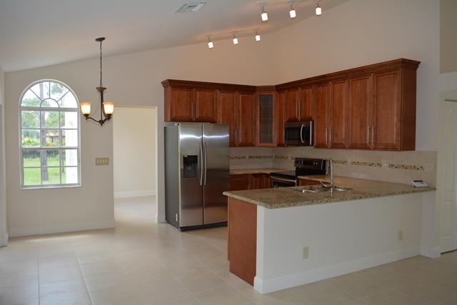 18710 93rd Road North Loxahatchee, FL 33470 - Photo 8 of 34 Kitchen