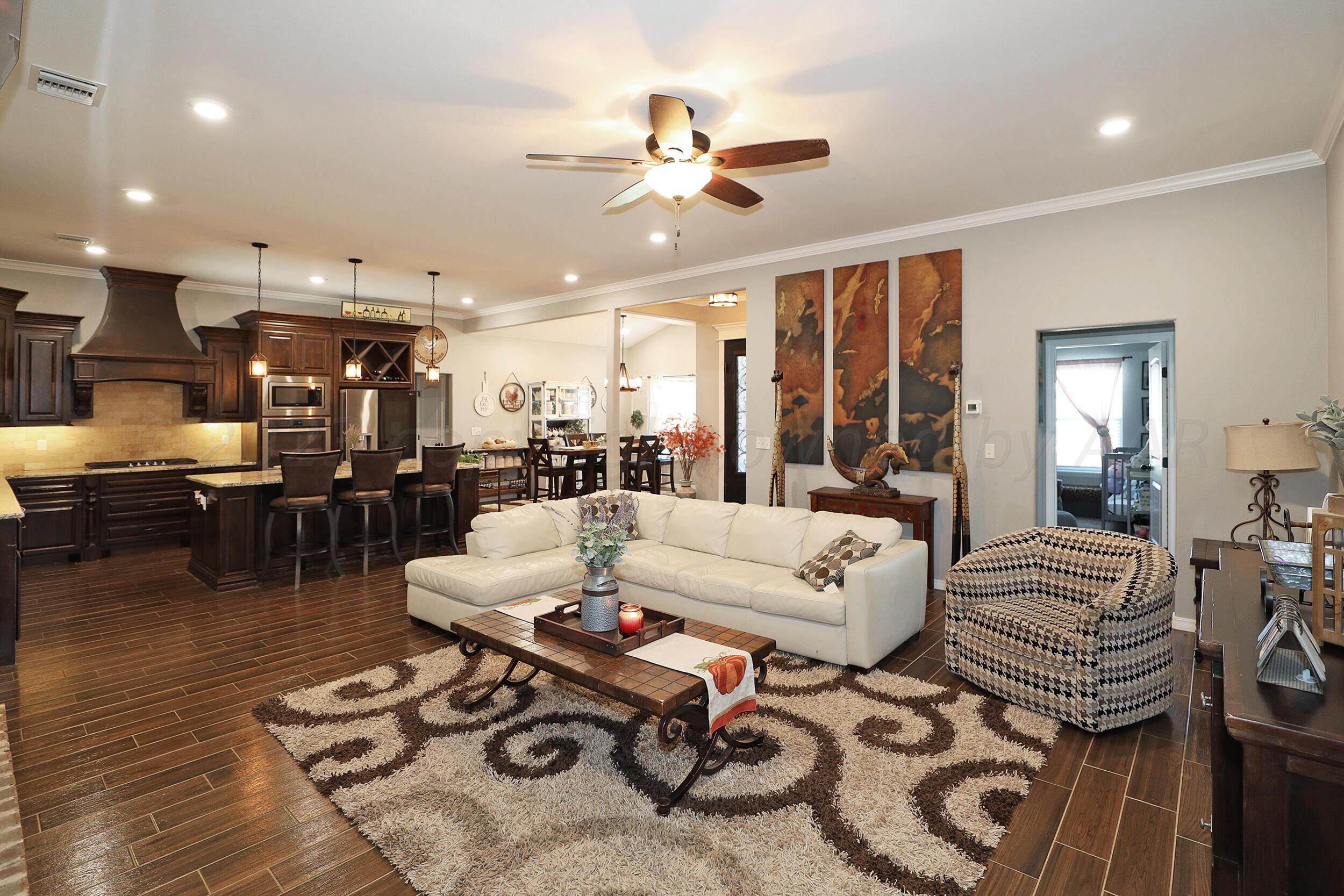 18501 Willow Way Road Amarillo, TX 79124 - Photo 6 of 30 Living Area4