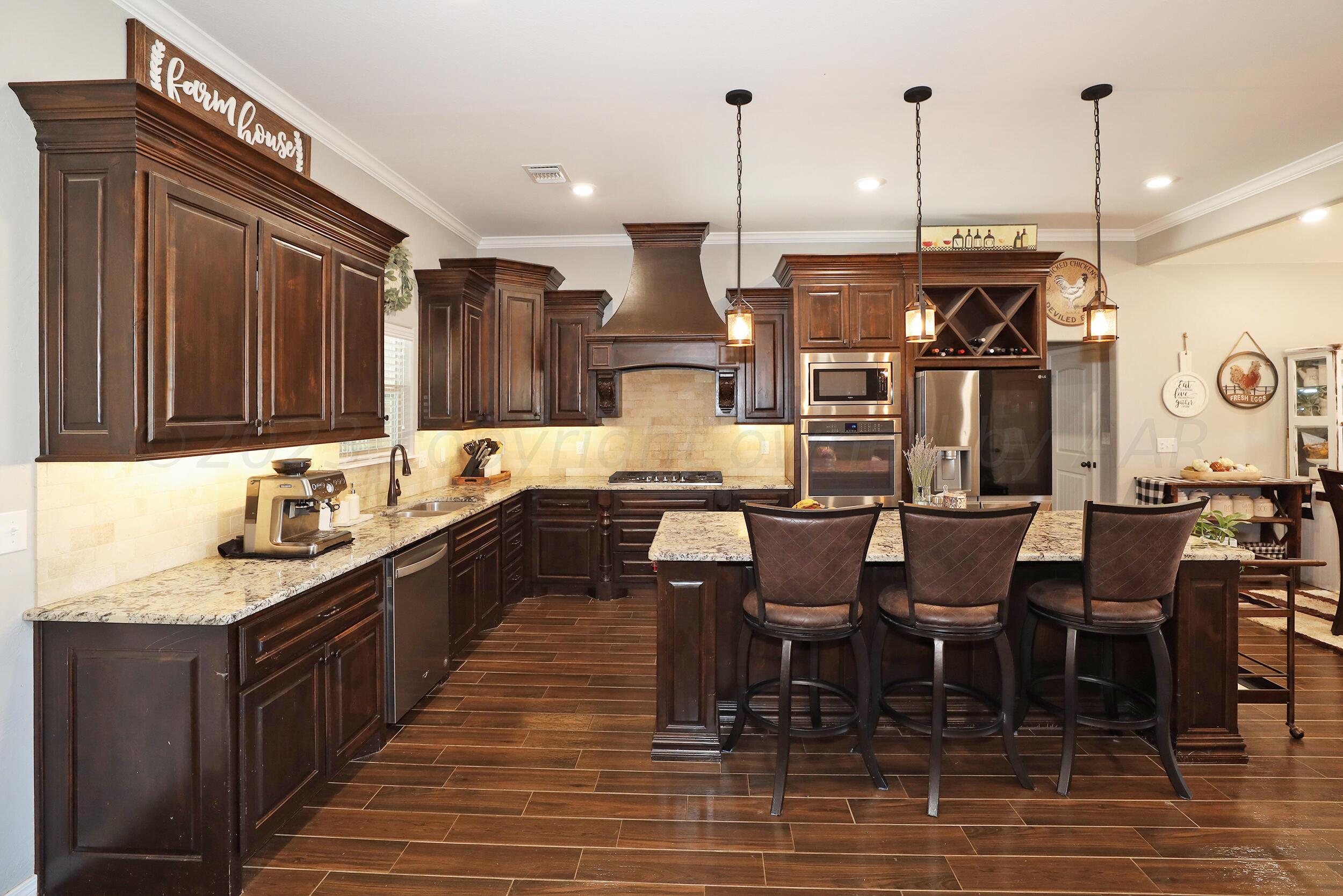 18501 Willow Way Road Amarillo, TX 79124 - Photo 8 of 30 Kitchen