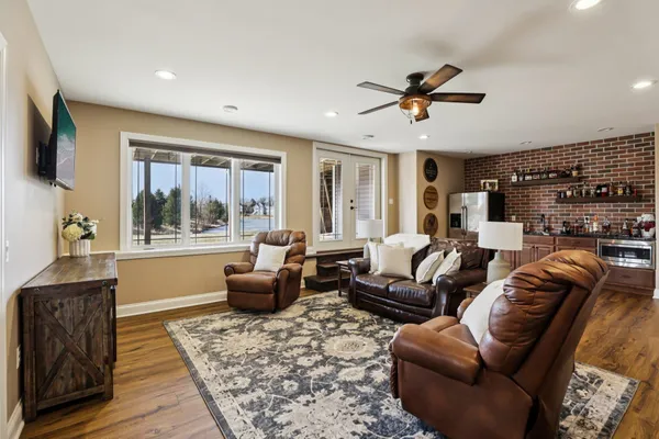 $1,049,000 | 1051 Water Wheel Drive, Waunakee, WI 53597