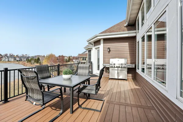 $1,049,000 | 1051 Water Wheel Drive, Waunakee, WI 53597