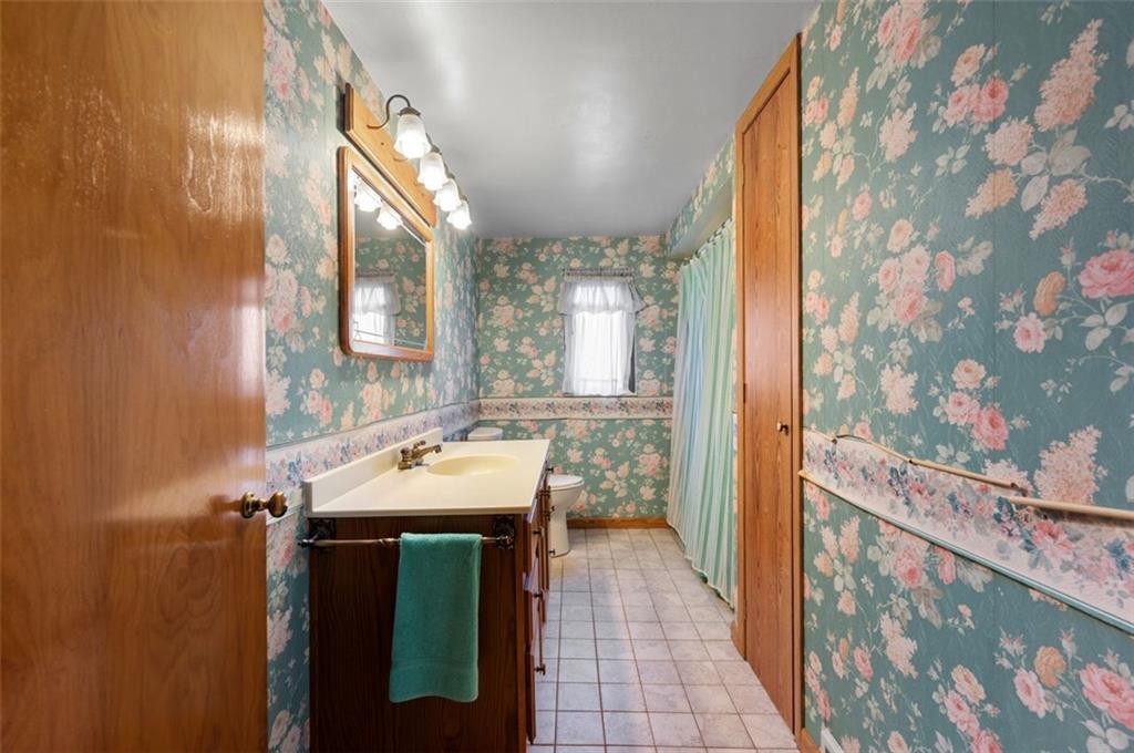 119 Ridgeview Drive Aliquippa, PA 15001 - Photo 15 of 31 Gallery Image 15