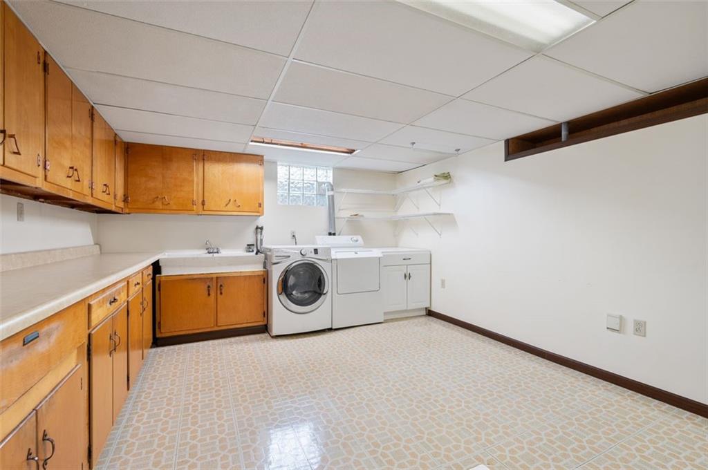 119 Ridgeview Drive Aliquippa, PA 15001 - Photo 19 of 31 Gallery Image 19