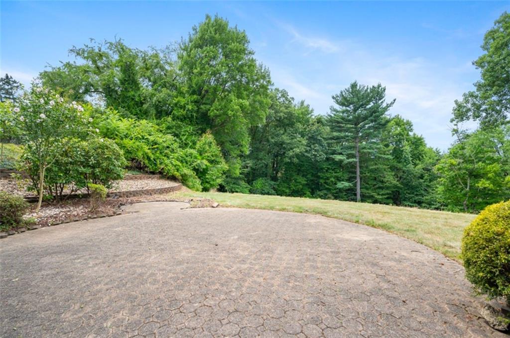119 Ridgeview Drive Aliquippa, PA 15001 - Photo 23 of 31 Gallery Image 23