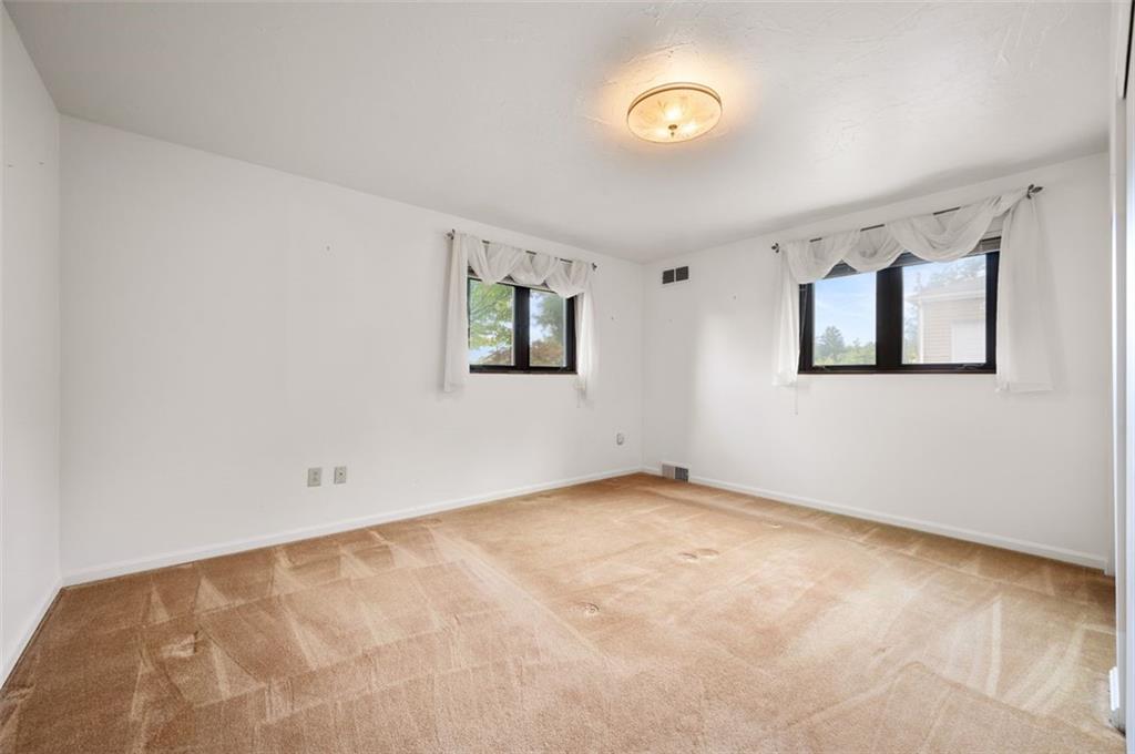 119 Ridgeview Drive Aliquippa, PA 15001 - Photo 10 of 31 Gallery Image 10