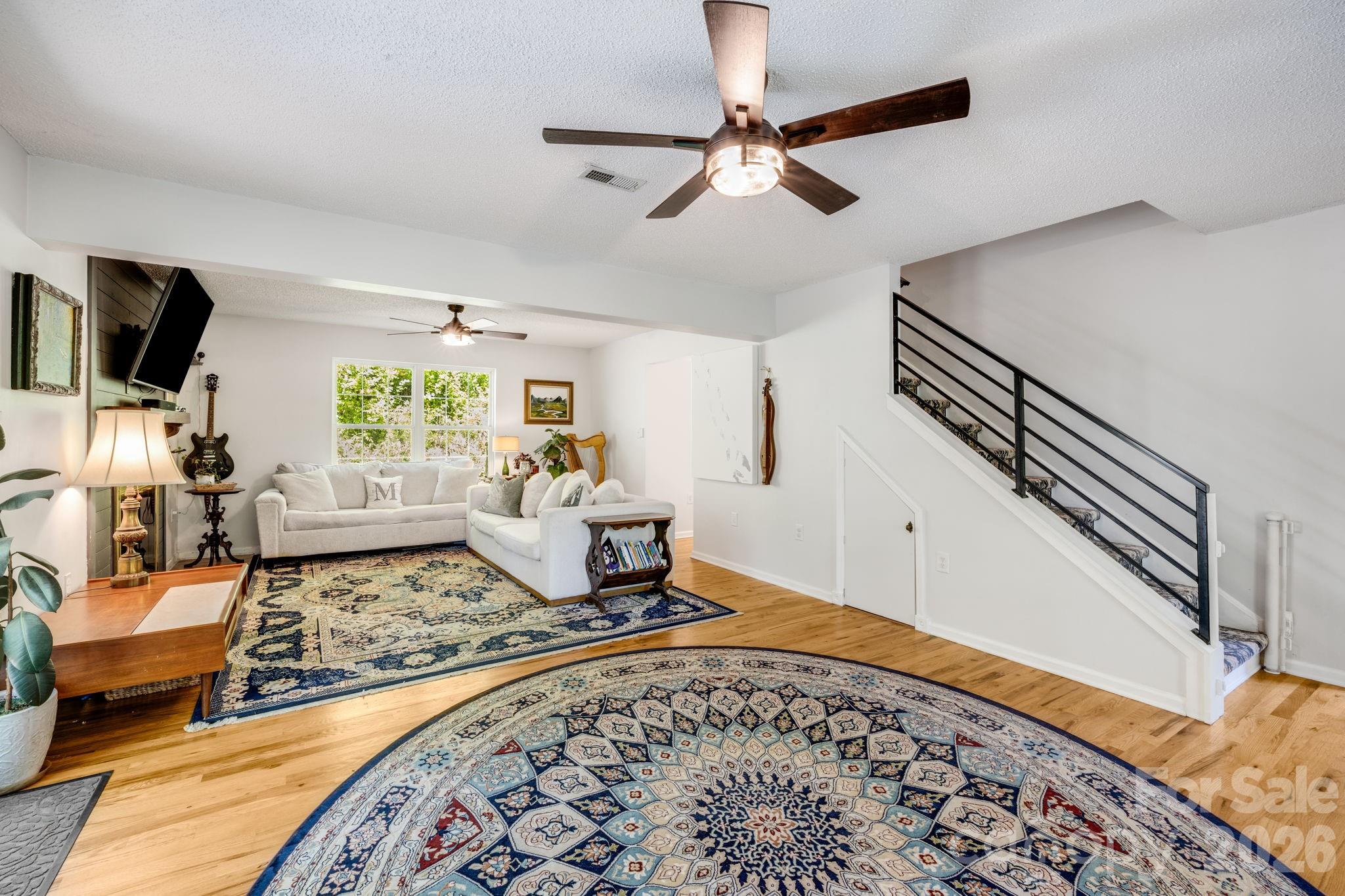 747 Osborne Road Clyde, NC 28721 - Photo 7 of 48