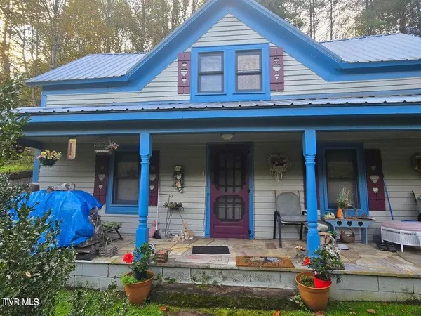 $275,000 | 123 McMahan Gibbs Road, Roan Mountain, TN 37687