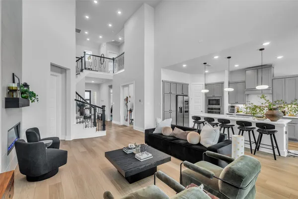 $735,000 | 9214 Trimble Lndg Drive, Tomball, TX 77375