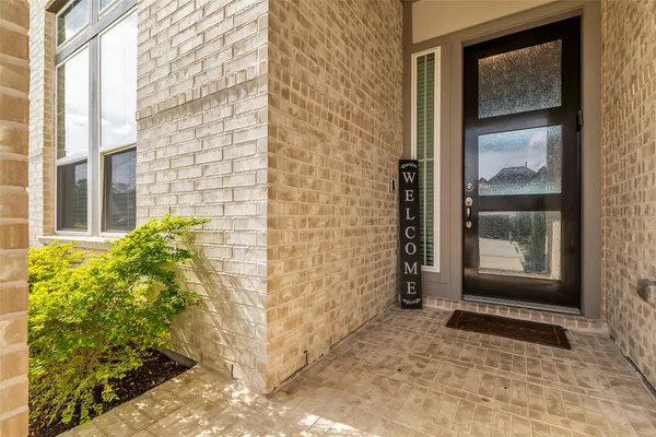 $735,000 | 9214 Trimble Lndg Drive, Tomball, TX 77375