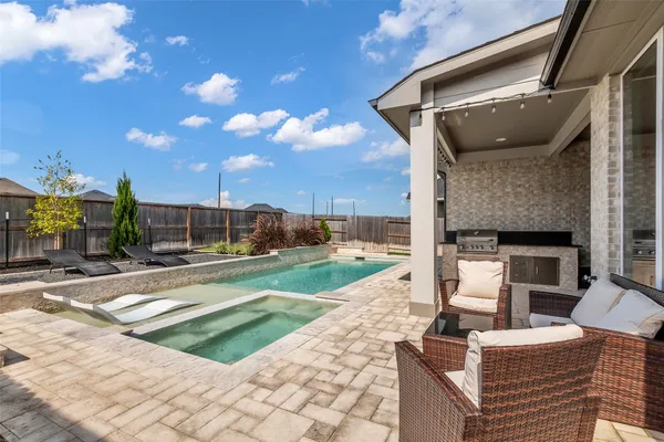 $735,000 | 9214 Trimble Lndg Drive, Tomball, TX 77375