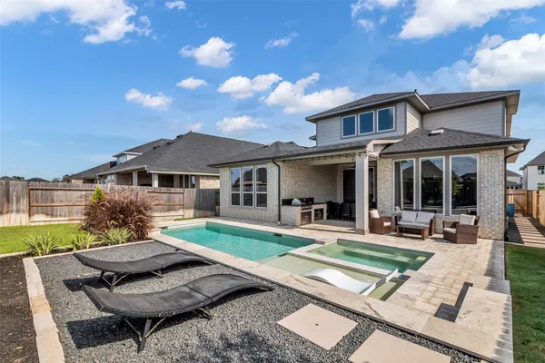 $735,000 | 9214 Trimble Lndg Drive, Tomball, TX 77375