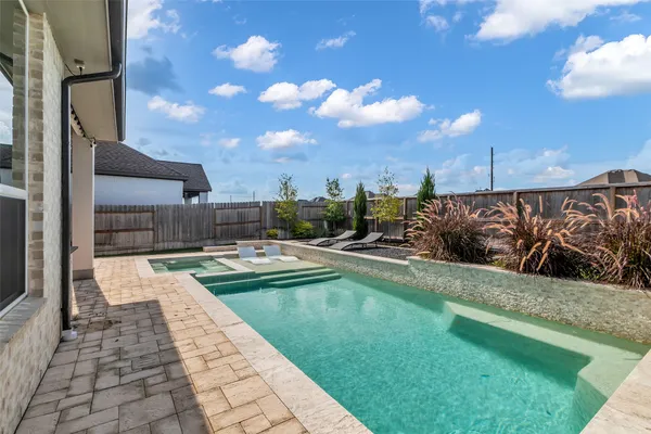 $735,000 | 9214 Trimble Lndg Drive, Tomball, TX 77375