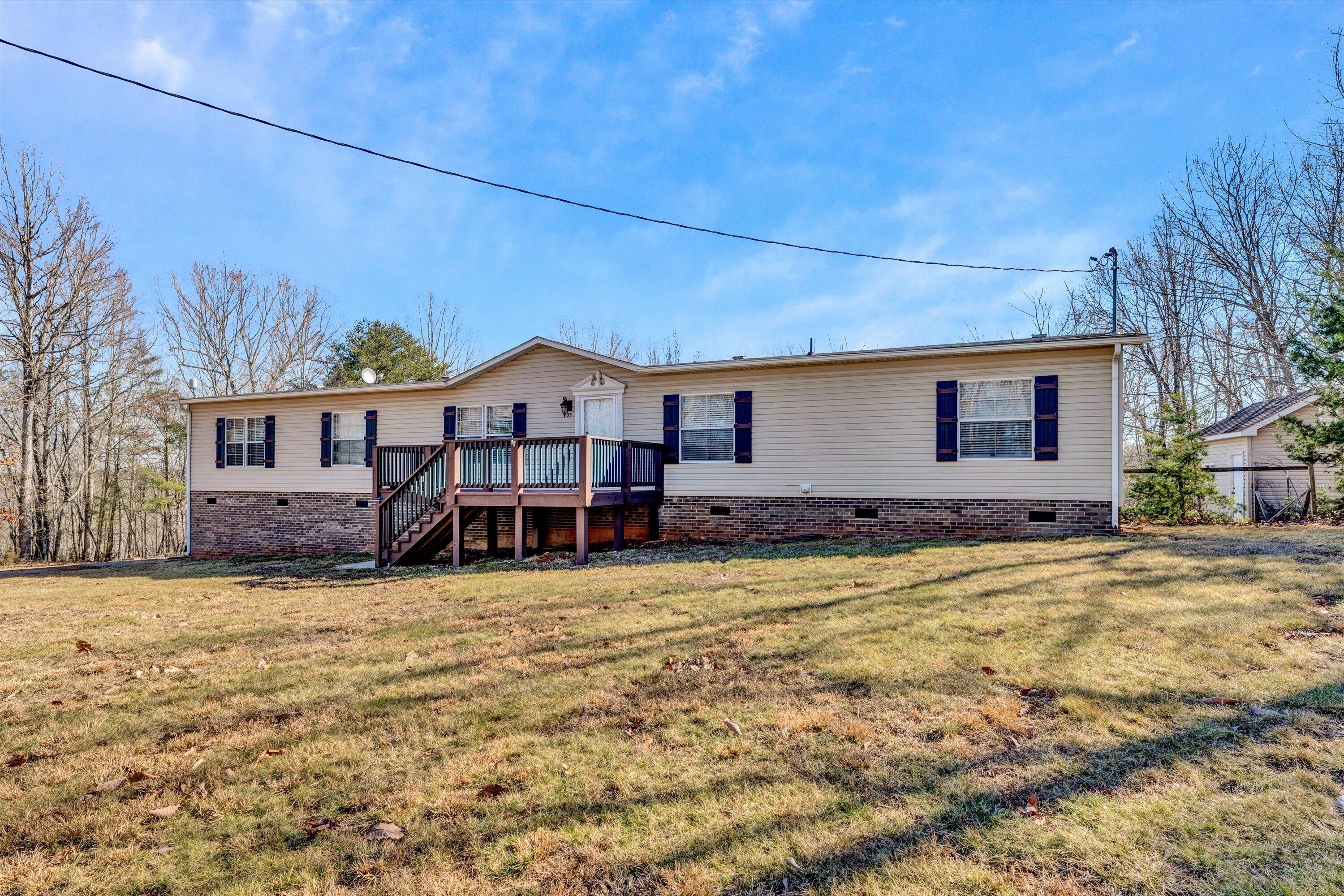 1135 Peaceful Ridge Road Huddleston, VA 24104 - Photo 1 of 32 02-020120240081