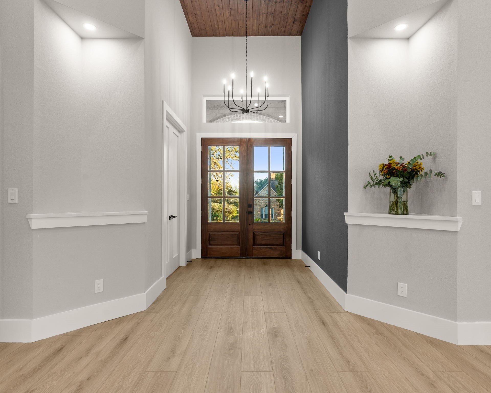 202 Victoria Court Montgomery, TX 77356 - Photo 6 of 42