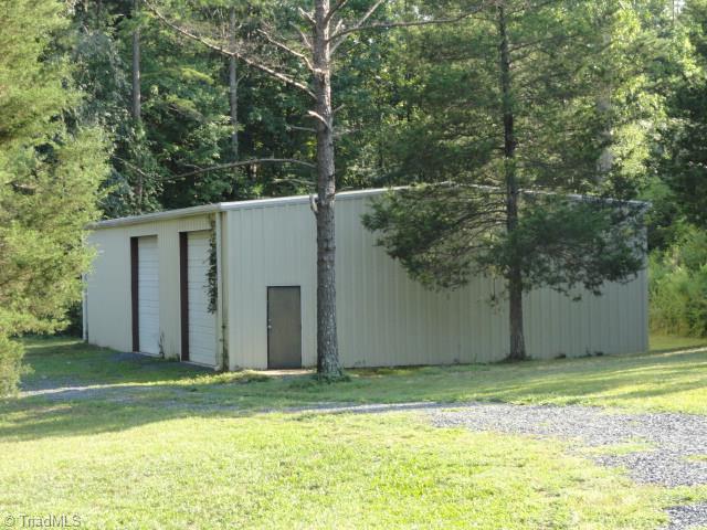 212 Branson Mill Road Randleman, NC 27317 - Photo 5 of 29 Gallery Image 5