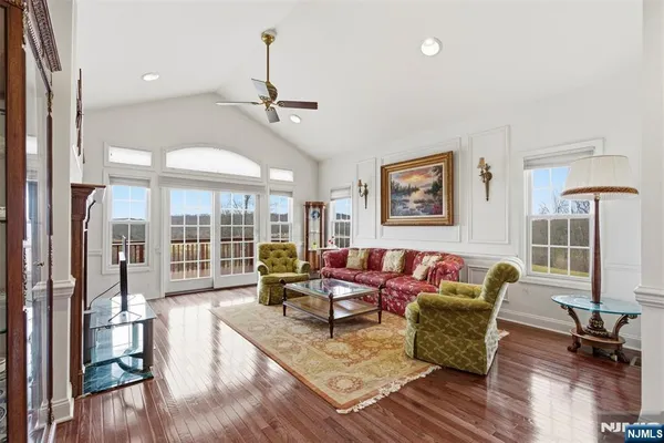 $729,900 | 19 Rockhall Court, Hamburg, NJ 07419