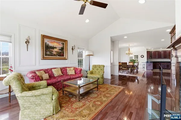 $729,900 | 19 Rockhall Court, Hamburg, NJ 07419