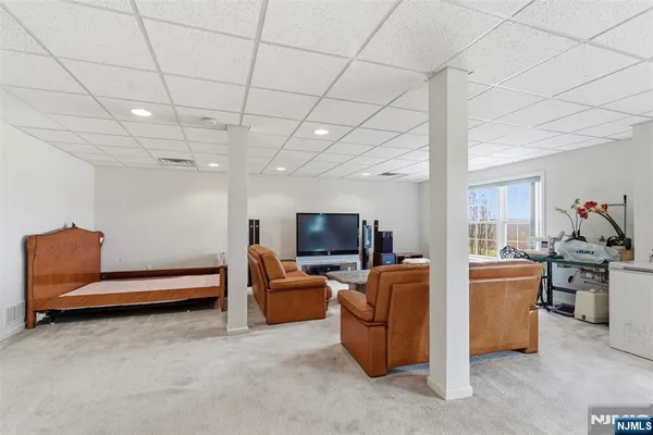 $729,900 | 19 Rockhall Court, Hamburg, NJ 07419