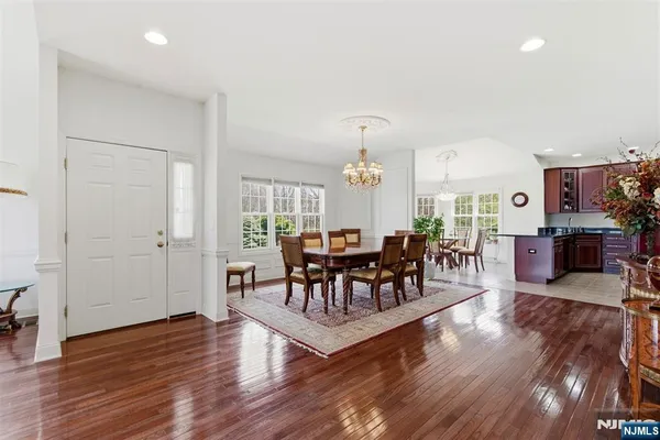 $729,900 | 19 Rockhall Court, Hamburg, NJ 07419