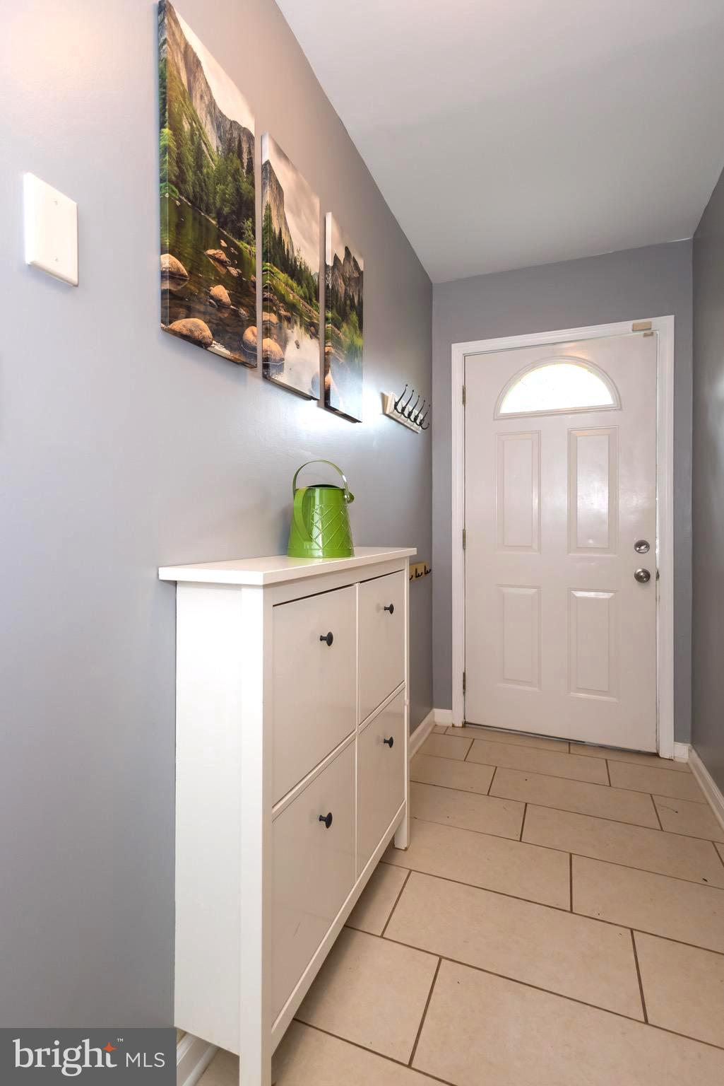 32 Winding Road Levittown, PA 19057 - Photo 11 of 41 Gallery Image 11