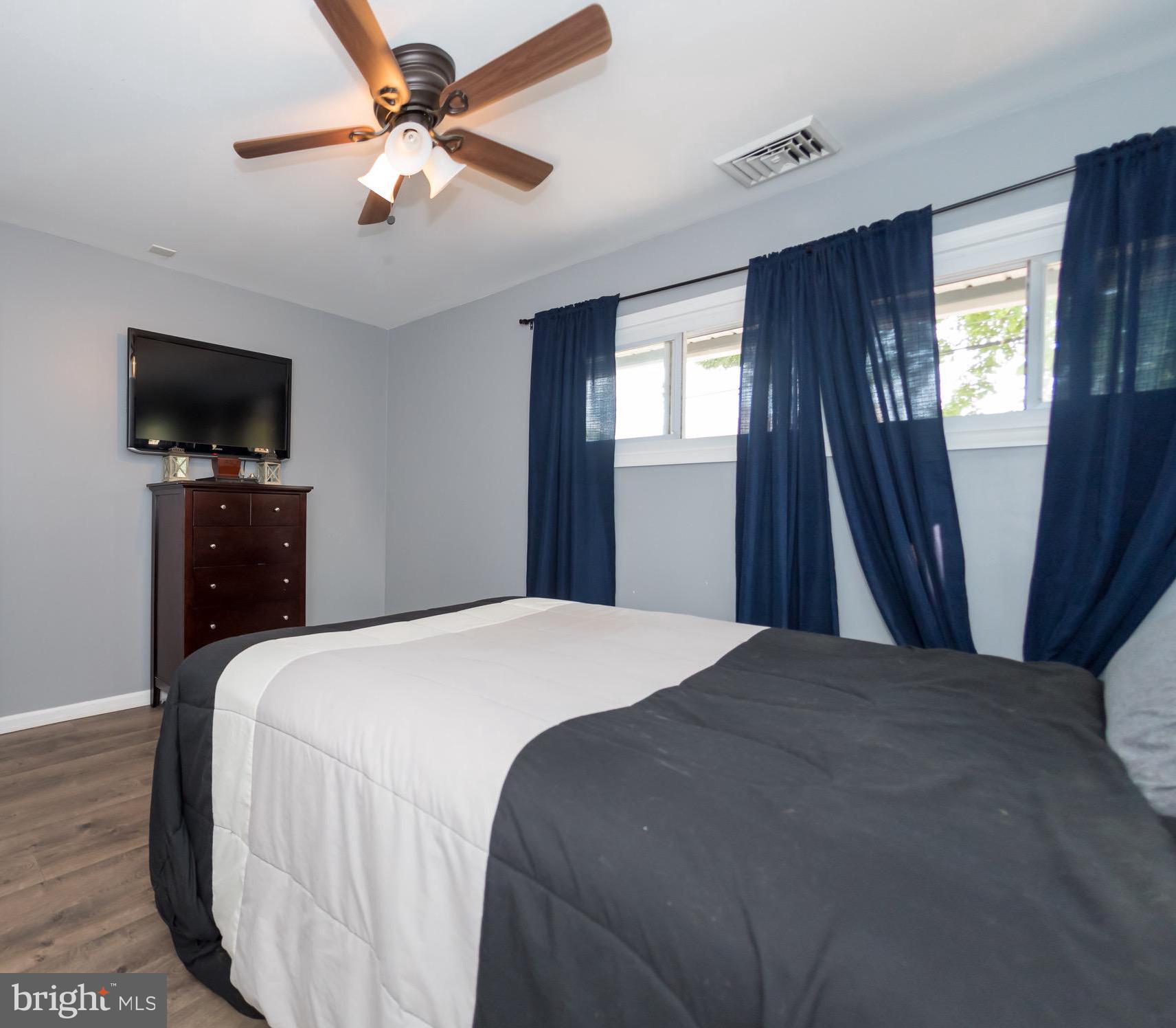 32 Winding Road Levittown, PA 19057 - Photo 13 of 41 Gallery Image 13