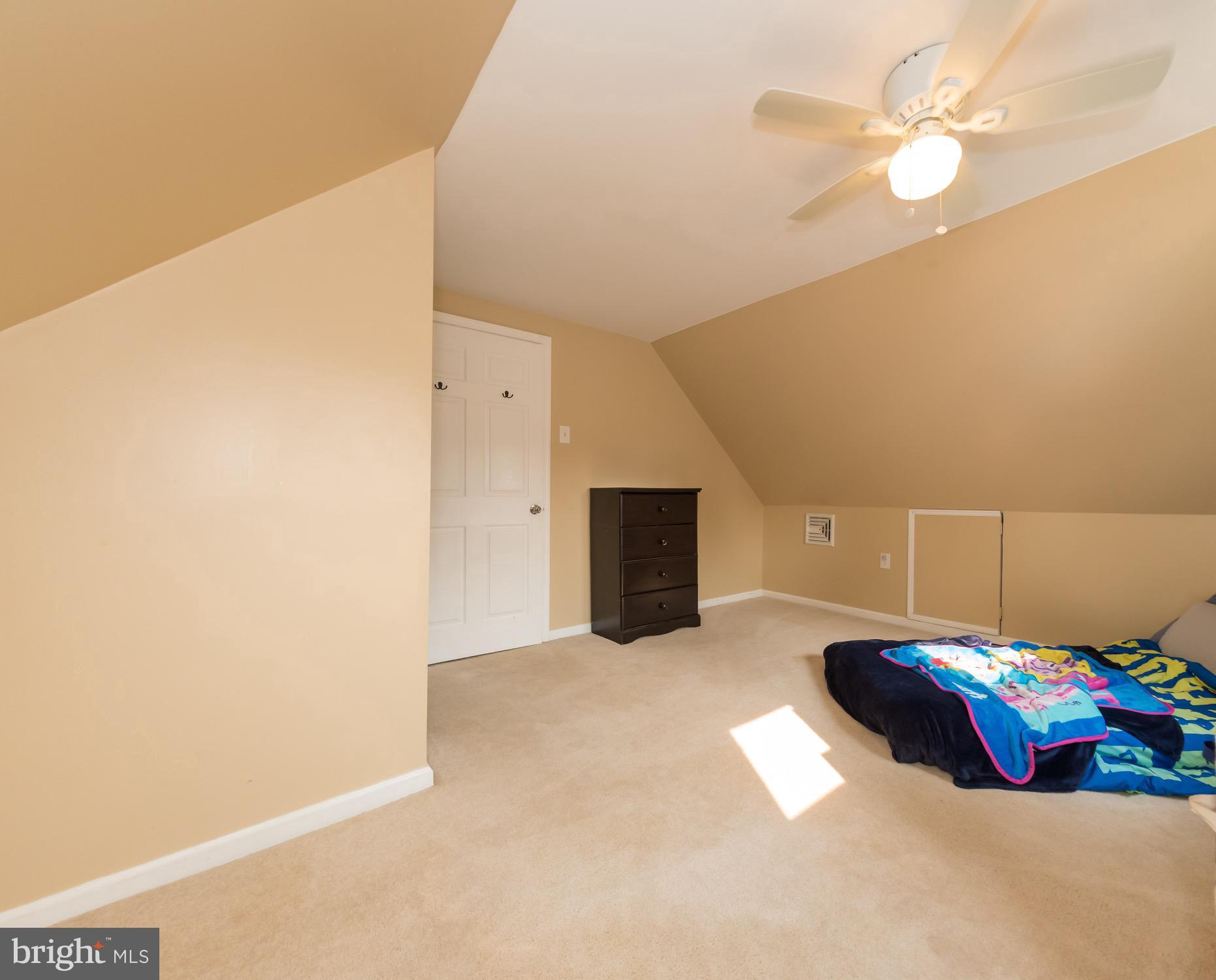 32 Winding Road Levittown, PA 19057 - Photo 32 of 41 Gallery Image 32