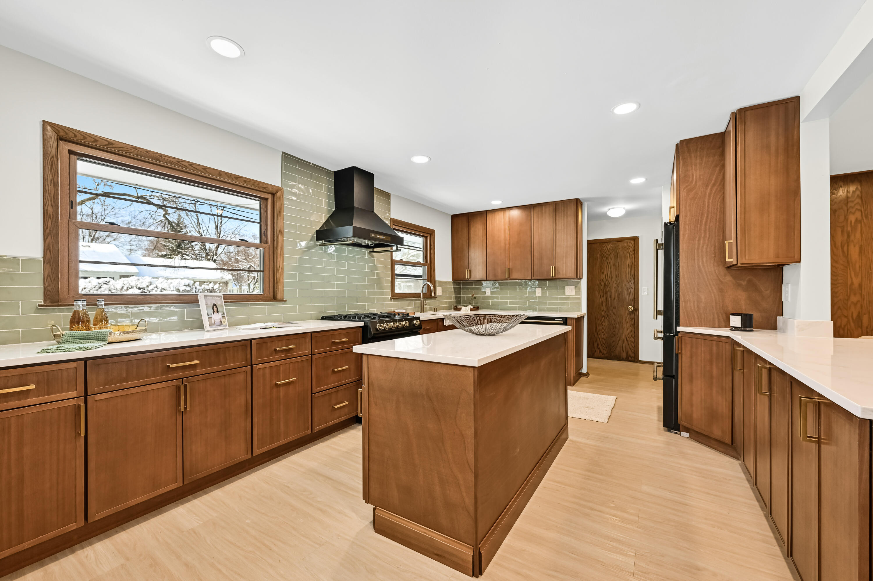 7711 North Van Dyke Road Fox Point, WI 53217 - Photo 4 of 24 Tons of Counter Space