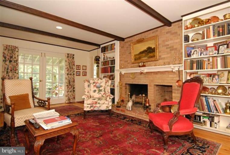 8221 Riding Ridge Place McLean, VA 22102 - Photo 6 of 18 Family Room