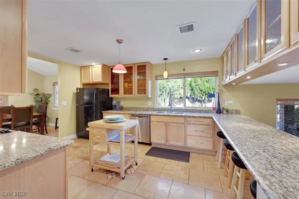 $3,100 | 5844 Buhl Court, Las Vegas, NV 89103