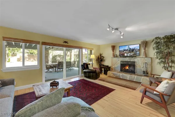 $3,100 | 5844 Buhl Court, Las Vegas, NV 89103